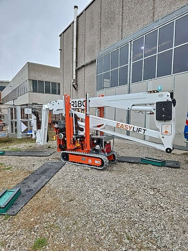 EasyLift R180 - Boom artikulasi: gambar 1 EasyLift R180 - Boom artikulasi: gambar 1
