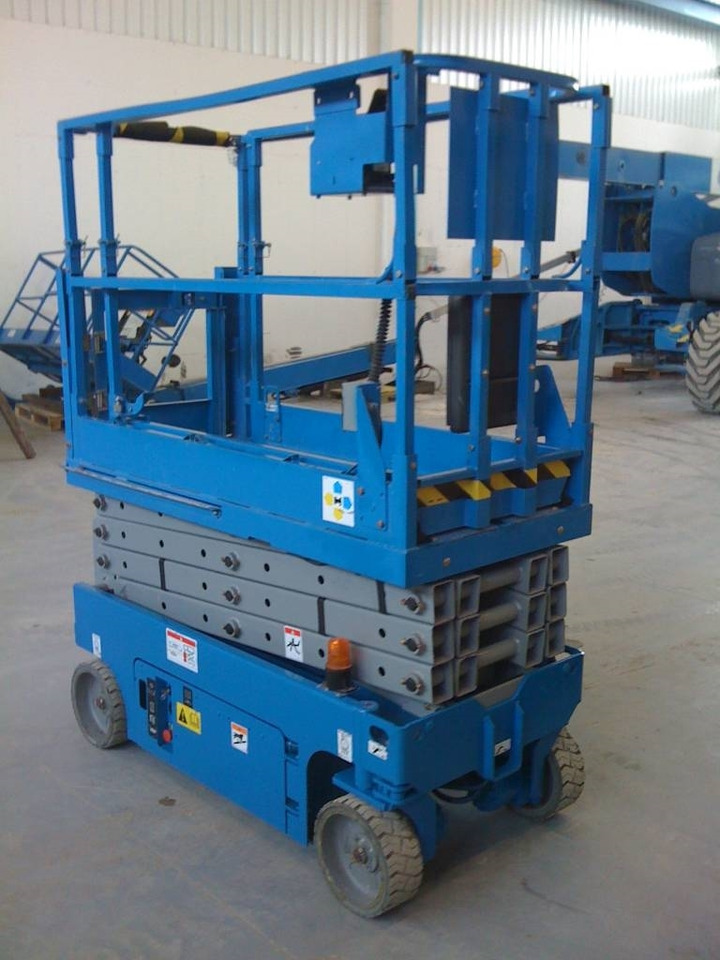 Genie GS 1932 - Scissor lifts: gambar 2 Genie GS 1932 - Scissor lifts: gambar 2