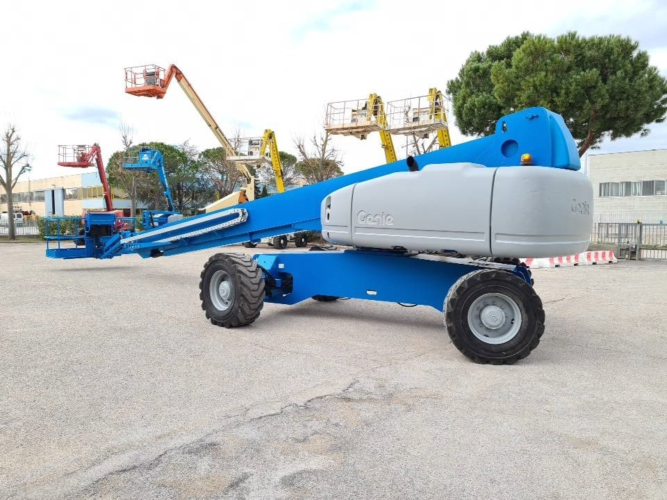Boom teleskopik Genie S125 4WD: gambar 6