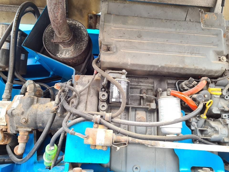 Boom teleskopik Genie S125 4WD: gambar 19