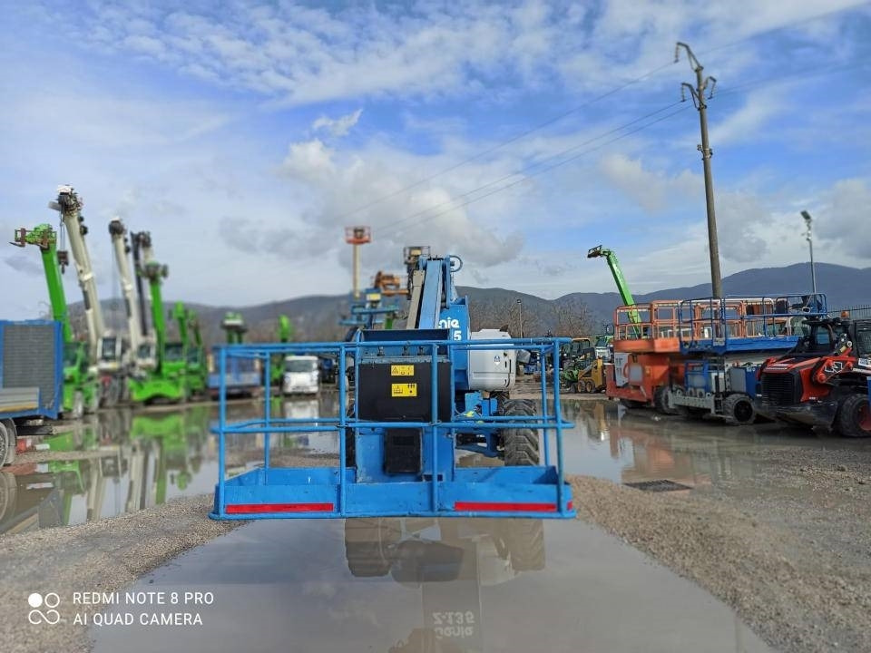 Genie Z 135/70 - Boom artikulasi: gambar 3 Genie Z 135/70 - Boom artikulasi: gambar 3