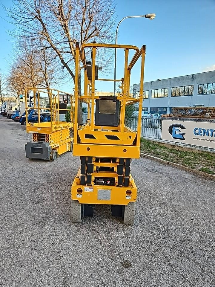 Haulotte Compact 10 N - Scissor lifts: gambar 2 Haulotte Compact 10 N - Scissor lifts: gambar 2