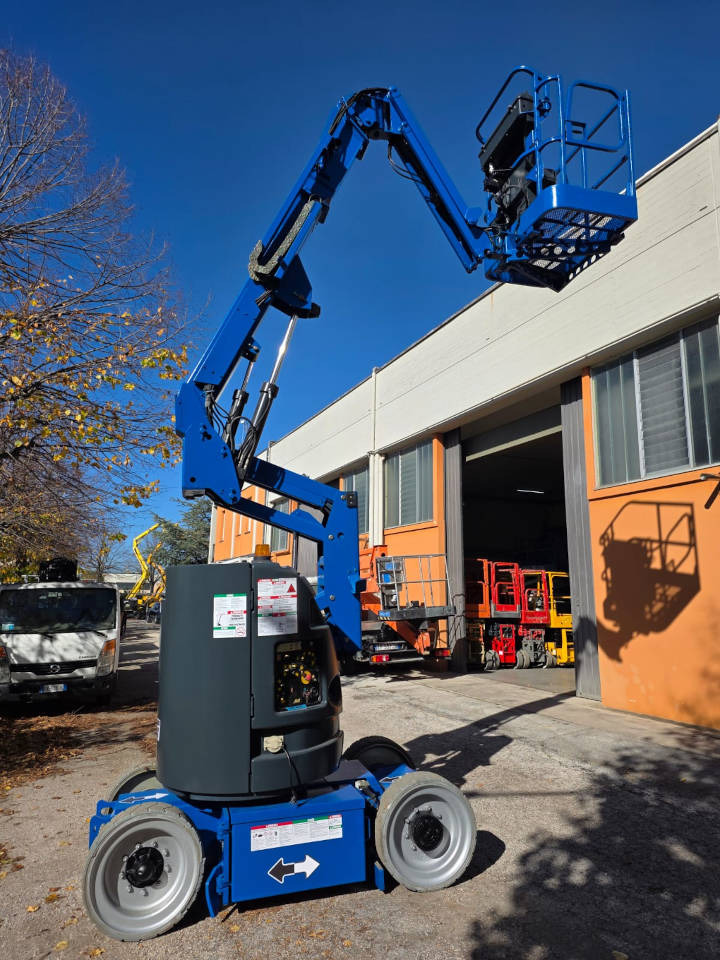 JLG E 300 AJP - Boom artikulasi: gambar 5 JLG E 300 AJP - Boom artikulasi: gambar 5