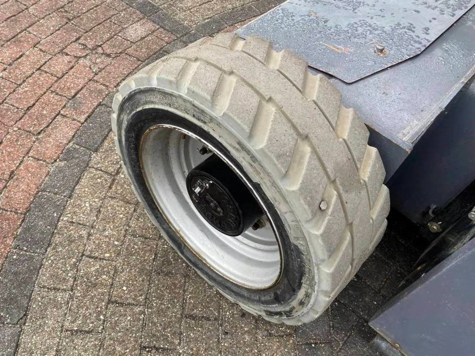 JLG M 450 AJ - Boom artikulasi: gambar 5 JLG M 450 AJ - Boom artikulasi: gambar 5