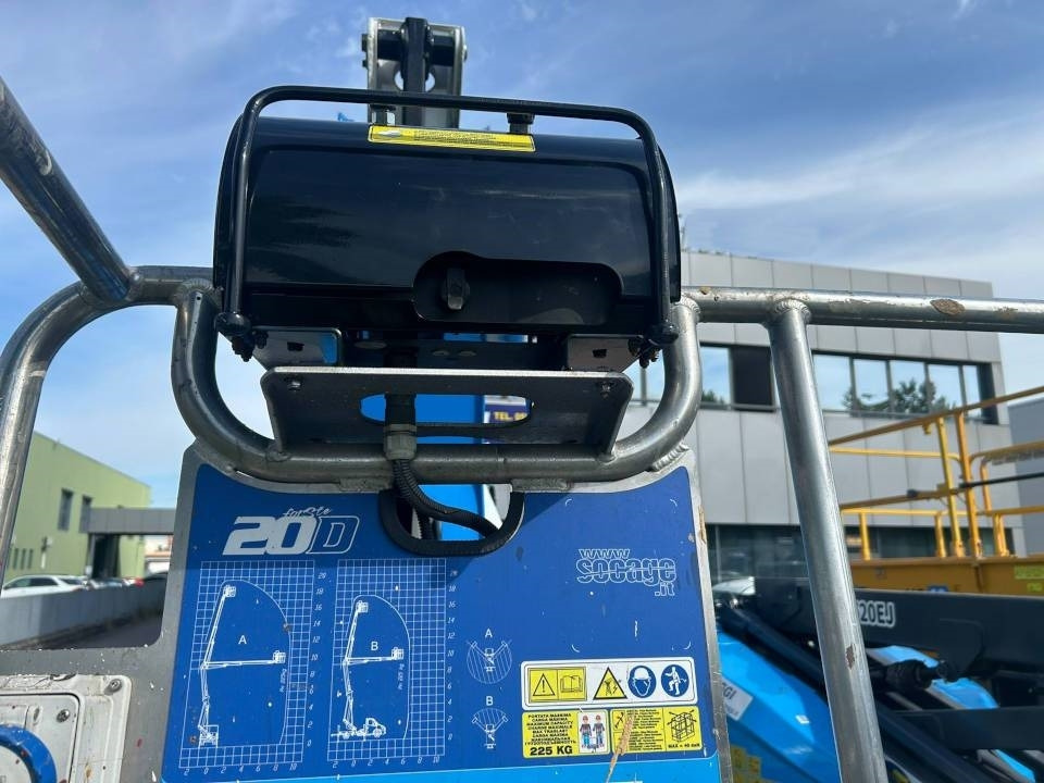 Socage 20D - Platform udara yang dipasang di truk: gambar 5 Socage 20D - Platform udara yang dipasang di truk: gambar 5