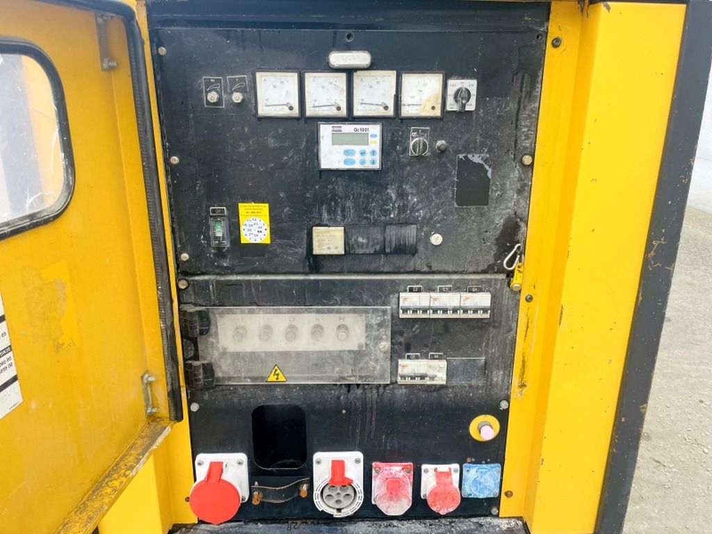 Atlas Copco QAS100 PDS (3978) - Genset: gambar 4 Atlas Copco QAS100 PDS (3978) - Genset: gambar 4