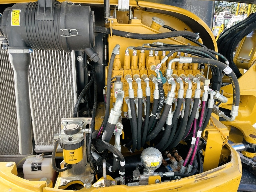 Caterpillar 305E CR (4086) - Ekskavator mini: gambar 5 Caterpillar 305E CR (4086) - Ekskavator mini: gambar 5