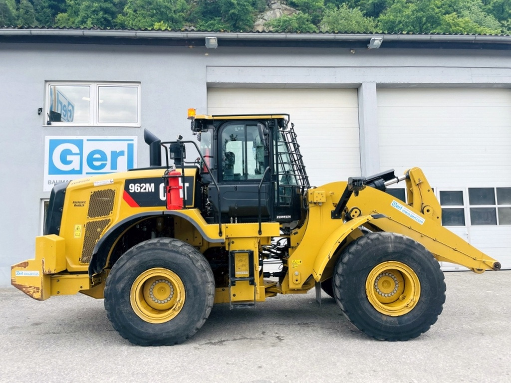 Caterpillar 962M (3939) - Wheel loader: gambar 2 Caterpillar 962M (3939) - Wheel loader: gambar 2