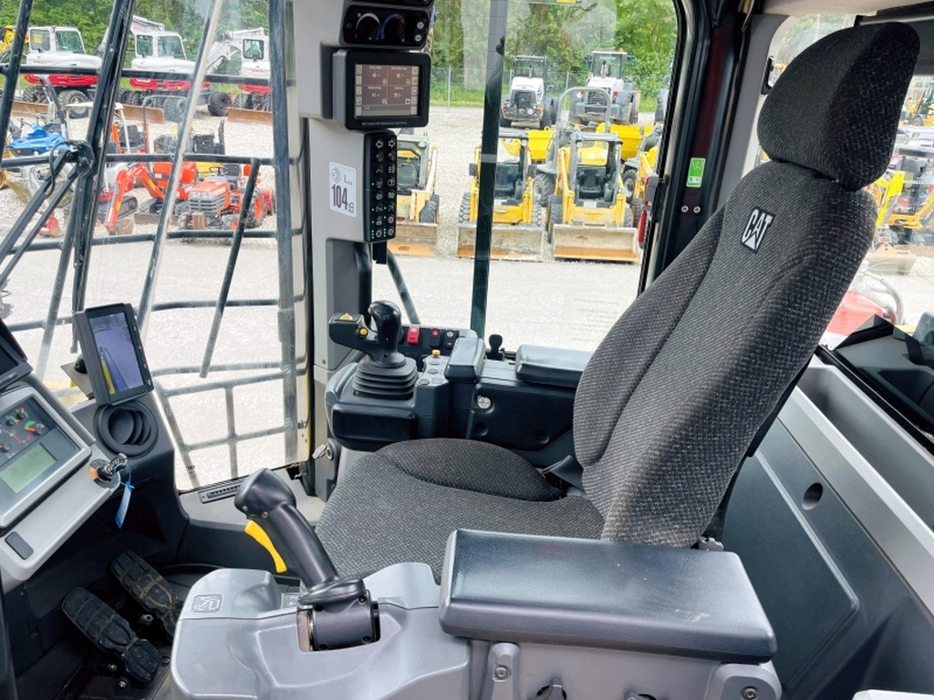 Caterpillar 962M (3939) - Wheel loader: gambar 5 Caterpillar 962M (3939) - Wheel loader: gambar 5