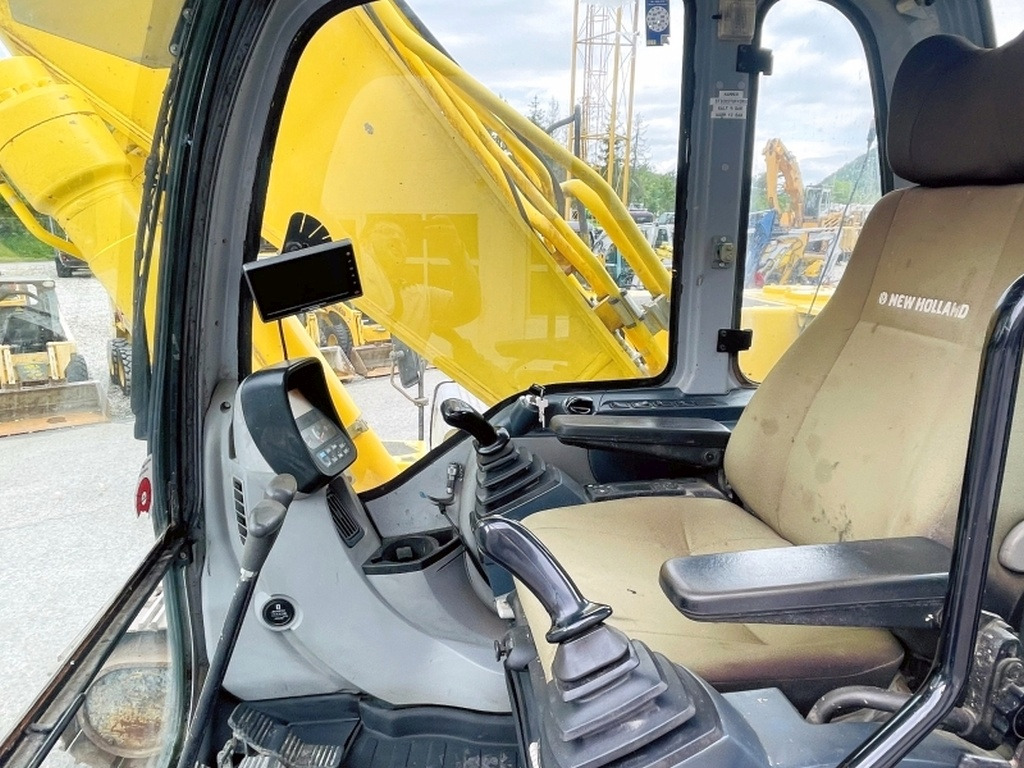 Kobelco - New Holland E265B (4000) - Ekskavator perayap: gambar 5 Kobelco - New Holland E265B (4000) - Ekskavator perayap: gambar 5