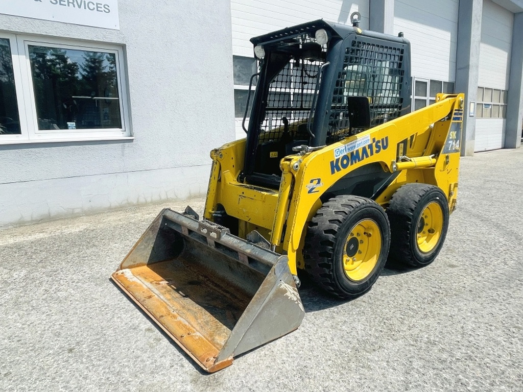 Komatsu SK714 (4012) - Skid steer: gambar 4 Komatsu SK714 (4012) - Skid steer: gambar 4