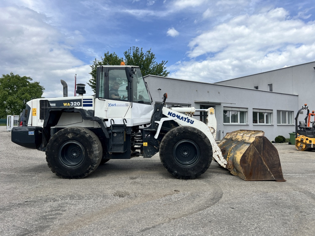 Komatsu WA 320-6 (111584) - Wheel loader: gambar 4 Komatsu WA 320-6 (111584) - Wheel loader: gambar 4