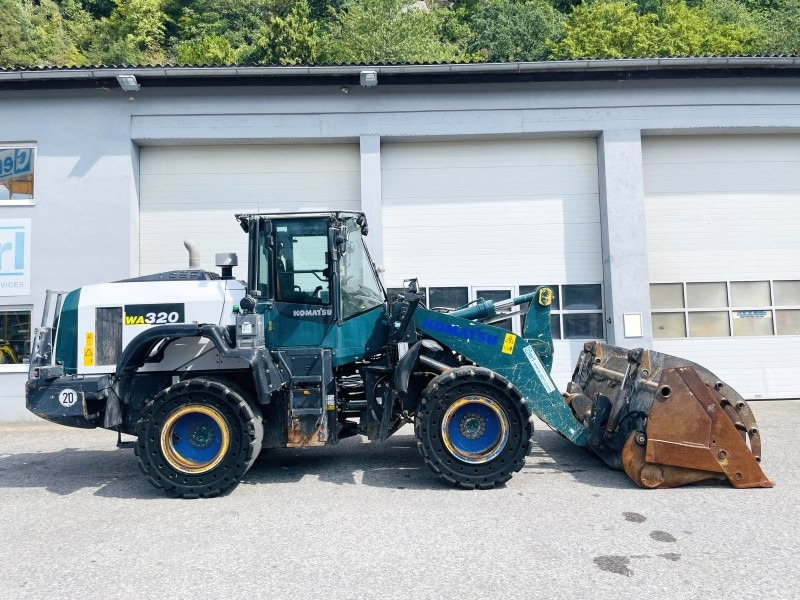 Komatsu WA320-8 (3661) - Wheel loader: gambar 2 Komatsu WA320-8 (3661) - Wheel loader: gambar 2