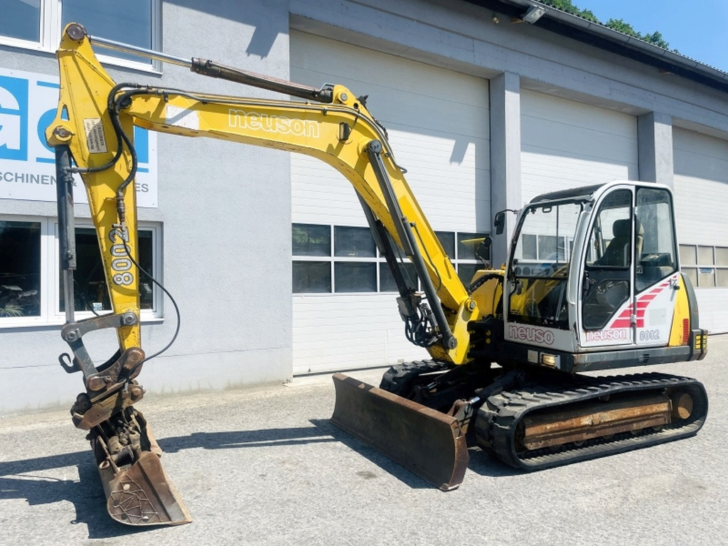 Neuson G8002 RDV (4015) - Ekskavator mini: gambar 4 Neuson G8002 RDV (4015) - Ekskavator mini: gambar 4