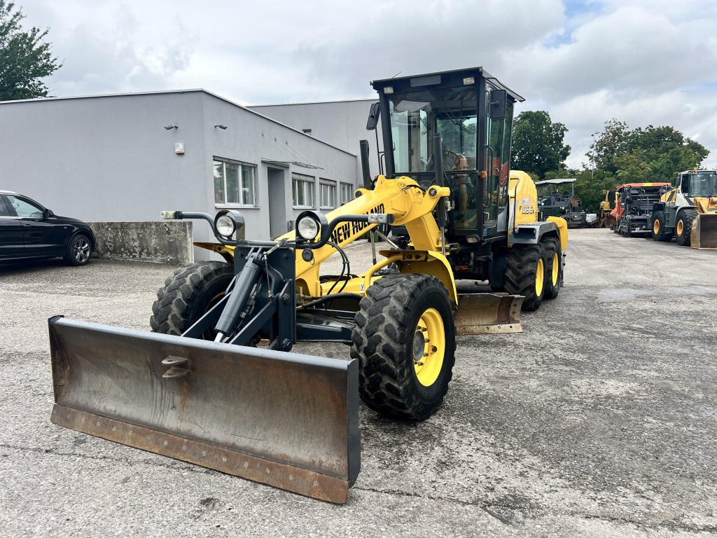 New Holland F 106.6 A (111602) - Grader: gambar 3 New Holland F 106.6 A (111602) - Grader: gambar 3