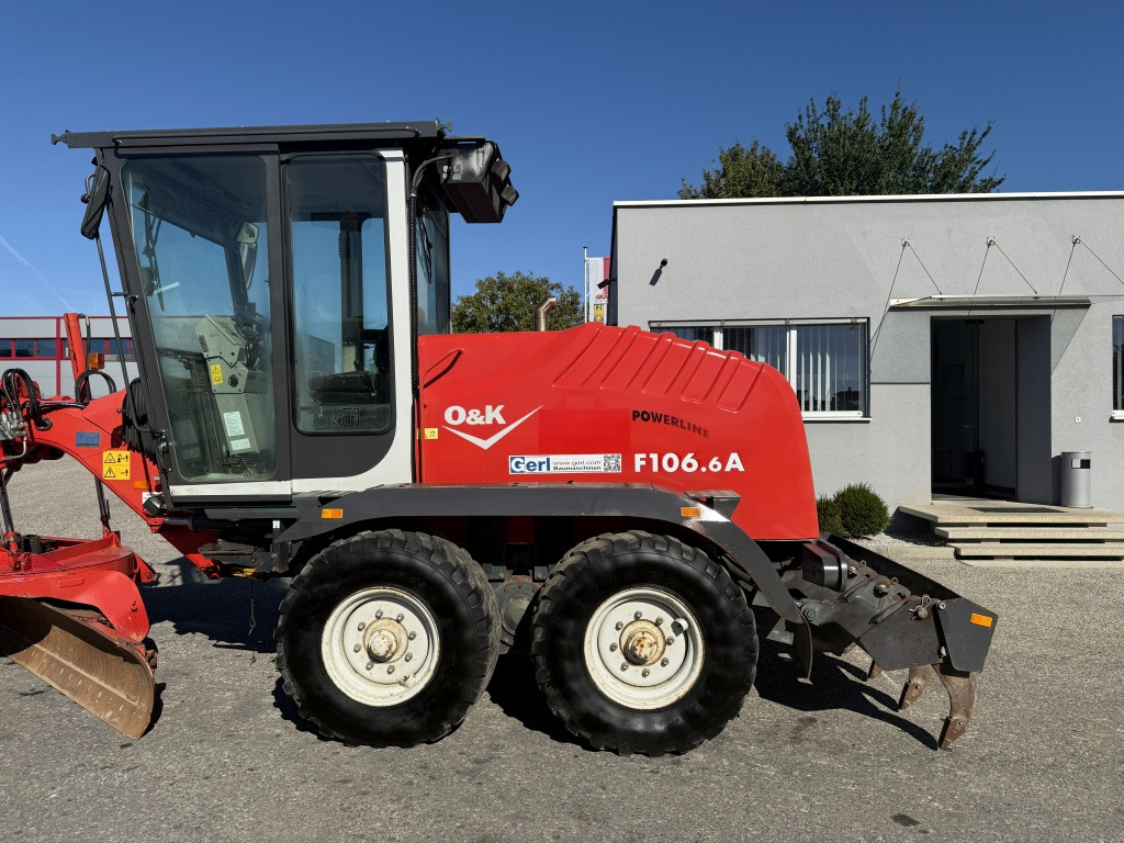 O&K – New Holland F 106.6 A (111700) - Grader: gambar 2 O&K – New Holland F 106.6 A (111700) - Grader: gambar 2