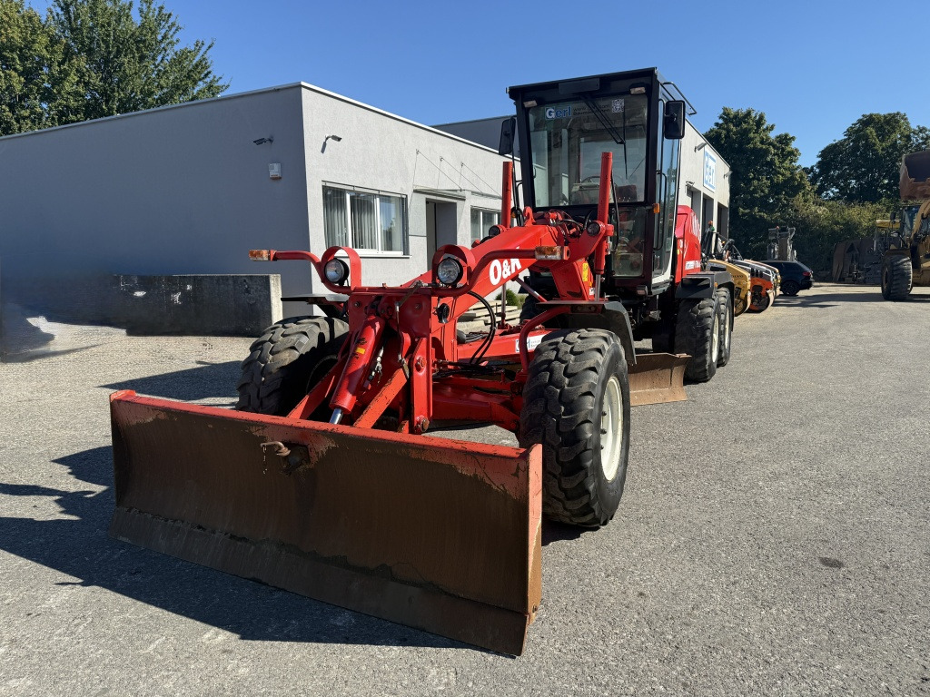 O&K – New Holland F 106.6 A (111700) - Grader: gambar 3 O&K – New Holland F 106.6 A (111700) - Grader: gambar 3