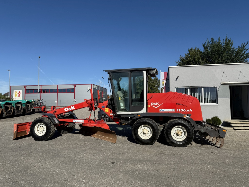 O&K – New Holland F 106.6 A (111700) - Grader: gambar 1 O&K – New Holland F 106.6 A (111700) - Grader: gambar 1