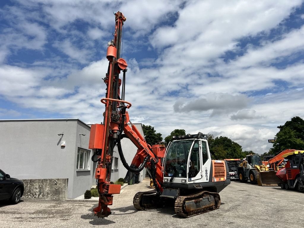 Sandvik DI 200 (111633) - Anjungan pengeboran: gambar 3 Sandvik DI 200 (111633) - Anjungan pengeboran: gambar 3