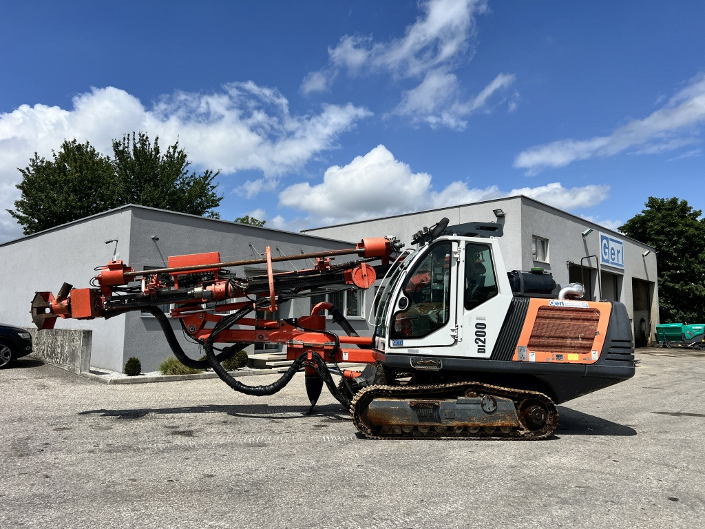 Sandvik DI 200 (111633) - Anjungan pengeboran: gambar 2 Sandvik DI 200 (111633) - Anjungan pengeboran: gambar 2