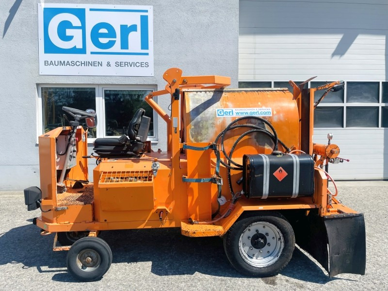 Steyr STI VSM-3R (3833) - Aspal sprayer: gambar 2 Steyr STI VSM-3R (3833) - Aspal sprayer: gambar 2