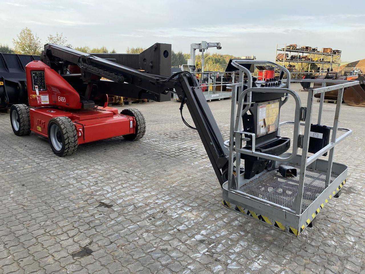 JLG E450AJ - Boom artikulasi: gambar 5 JLG E450AJ - Boom artikulasi: gambar 5