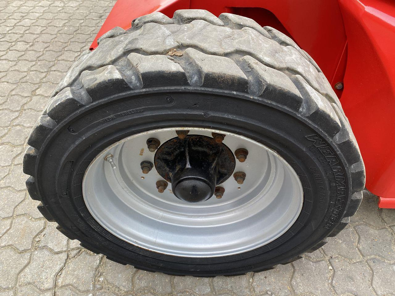 Boom artikulasi JLG E450AJ: gambar 7 Boom artikulasi JLG E450AJ: gambar 7