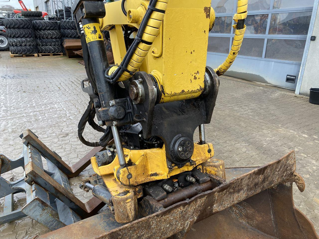 Ekskavator perayap Komatsu PC138US-11: gambar 9