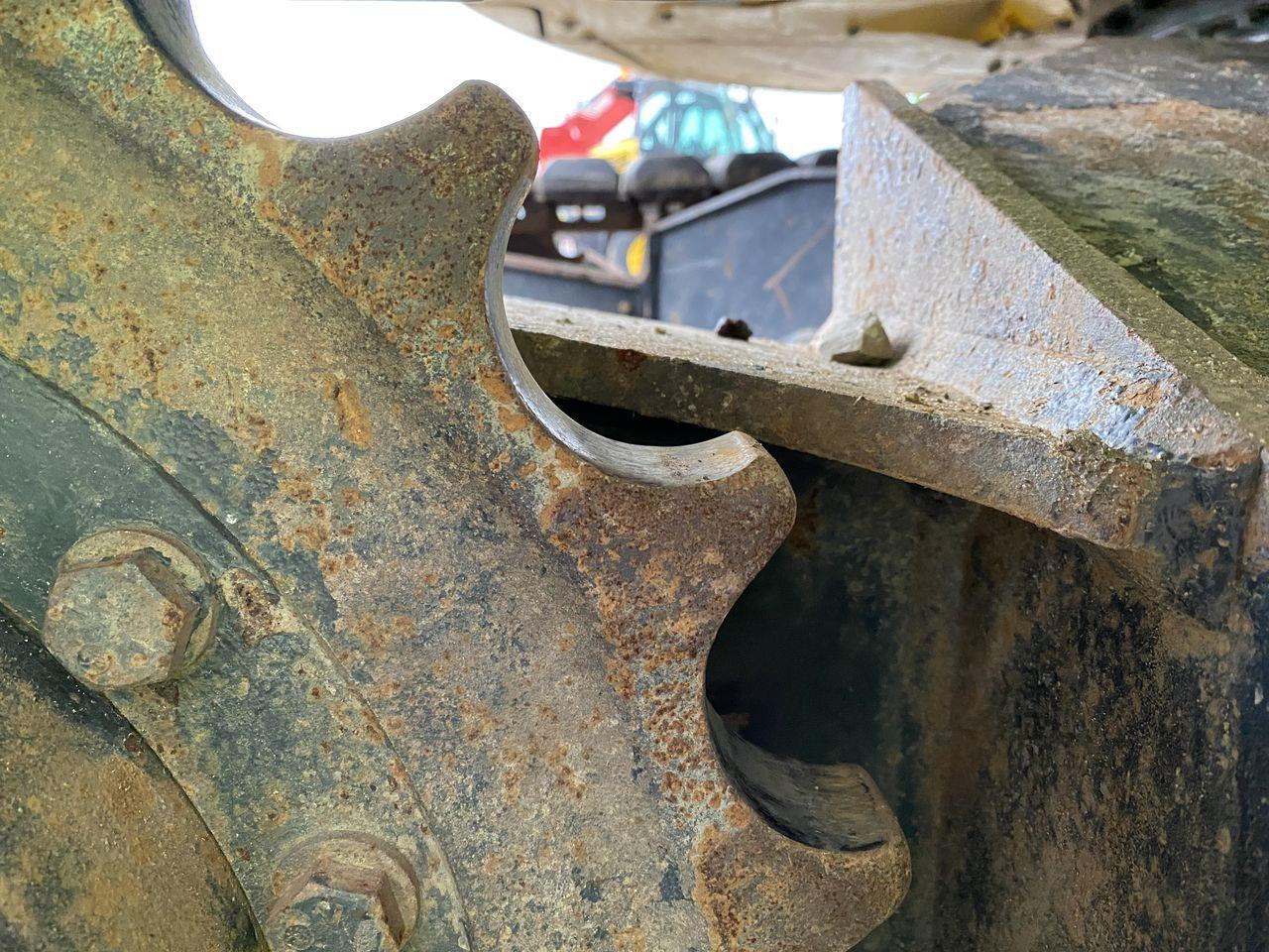 Ekskavator perayap Komatsu PC138US-11: gambar 6