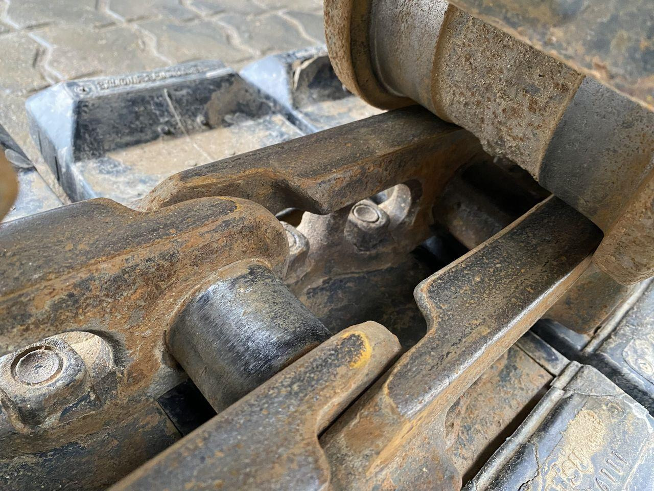 Ekskavator perayap Komatsu PC138US-11: gambar 7