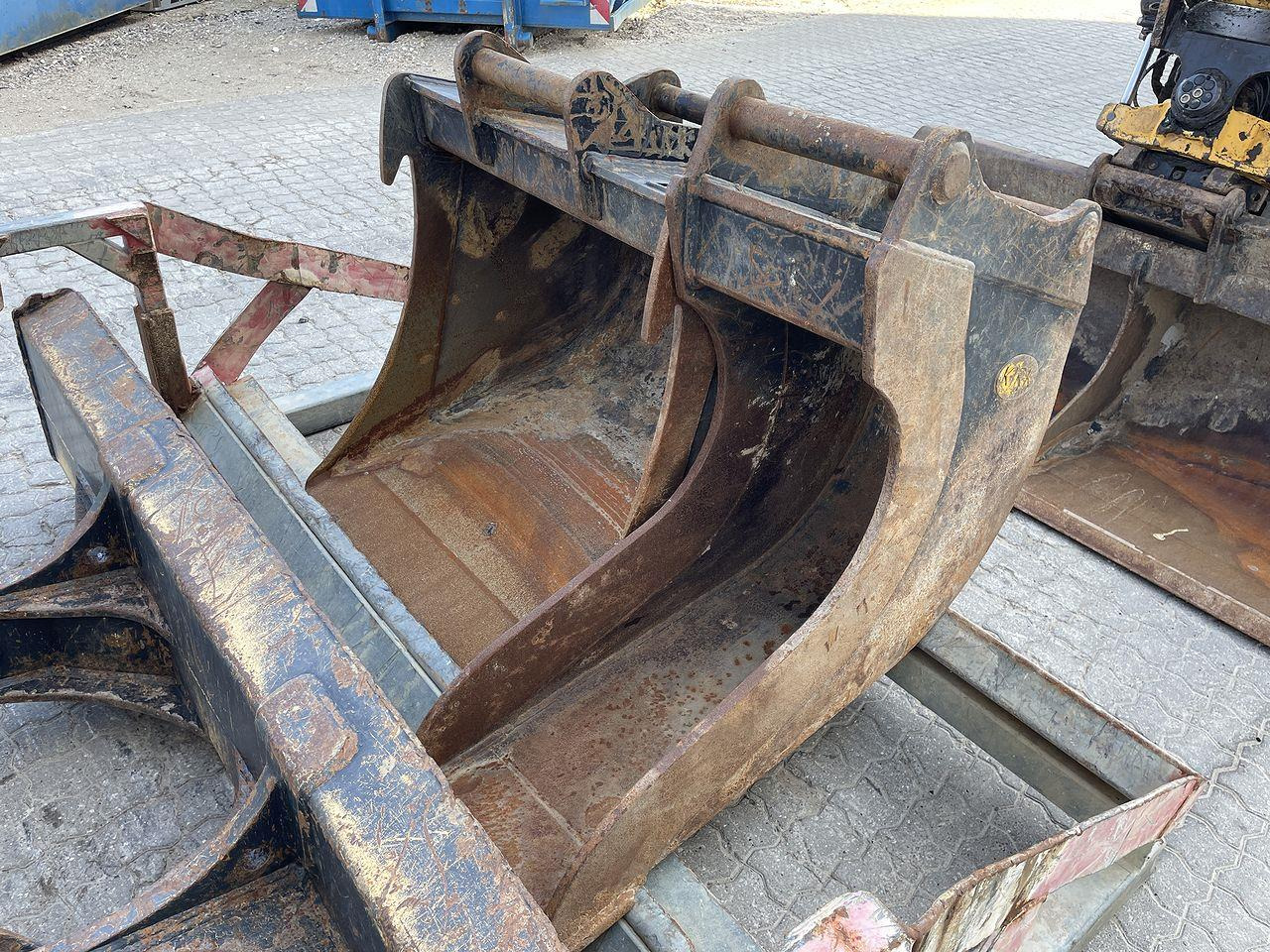 Ekskavator perayap Komatsu PC138US-11: gambar 12