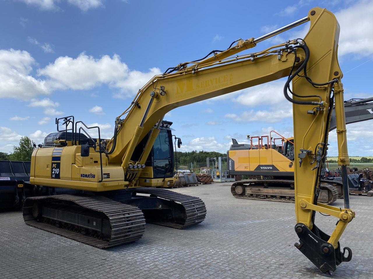 Komatsu PC210LC-11 - Ekskavator perayap: gambar 5 Komatsu PC210LC-11 - Ekskavator perayap: gambar 5