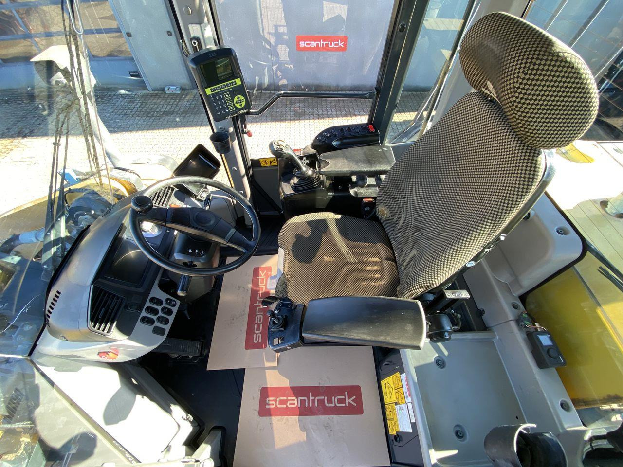 Komatsu WA470-7 - Wheel loader: gambar 3 Komatsu WA470-7 - Wheel loader: gambar 3