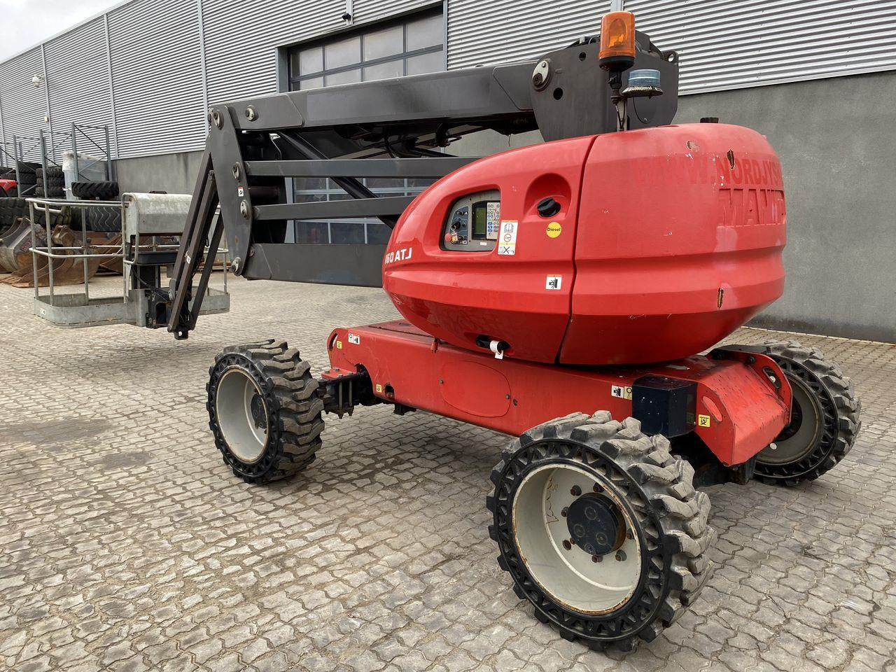 Manitou 160ATJ RC - Boom artikulasi: gambar 2 Manitou 160ATJ RC - Boom artikulasi: gambar 2