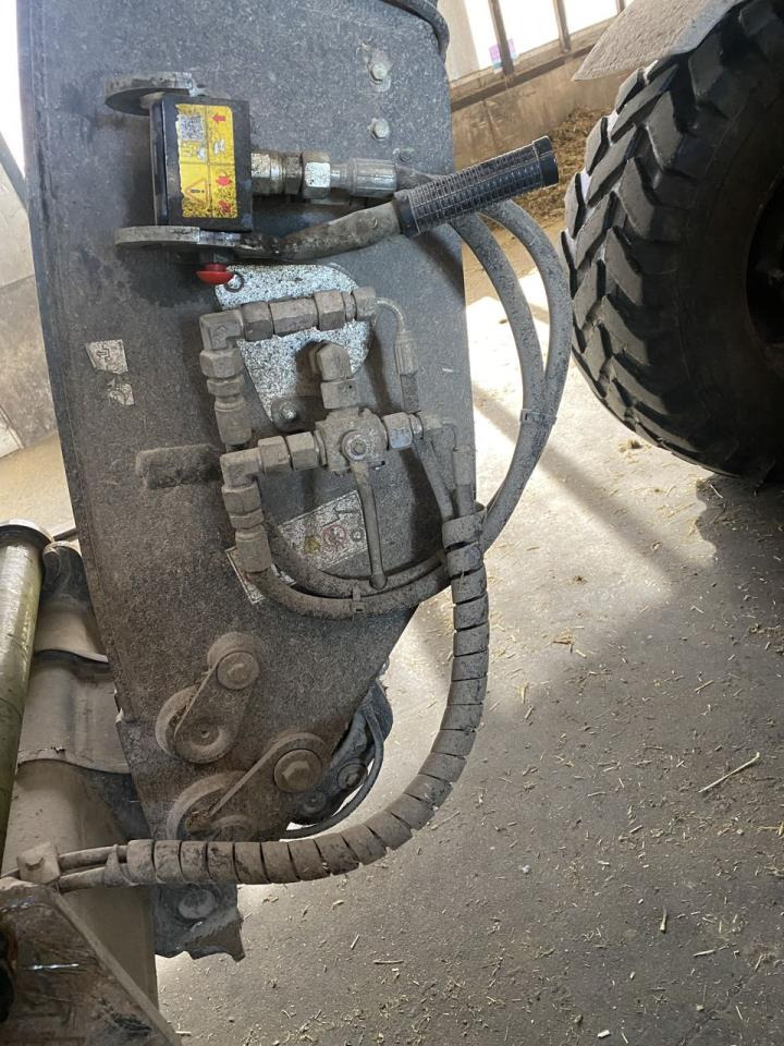 Manitou MLT735-120PS Elite - Telehandler: gambar 5 Manitou MLT735-120PS Elite - Telehandler: gambar 5