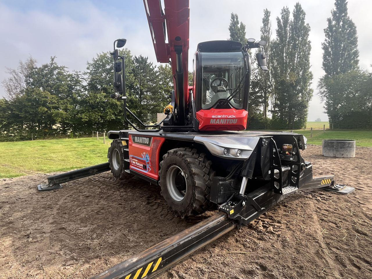 Manitou MRT2260 VISION+ ST5 - Telehandler: gambar 1 Manitou MRT2260 VISION+ ST5 - Telehandler: gambar 1
