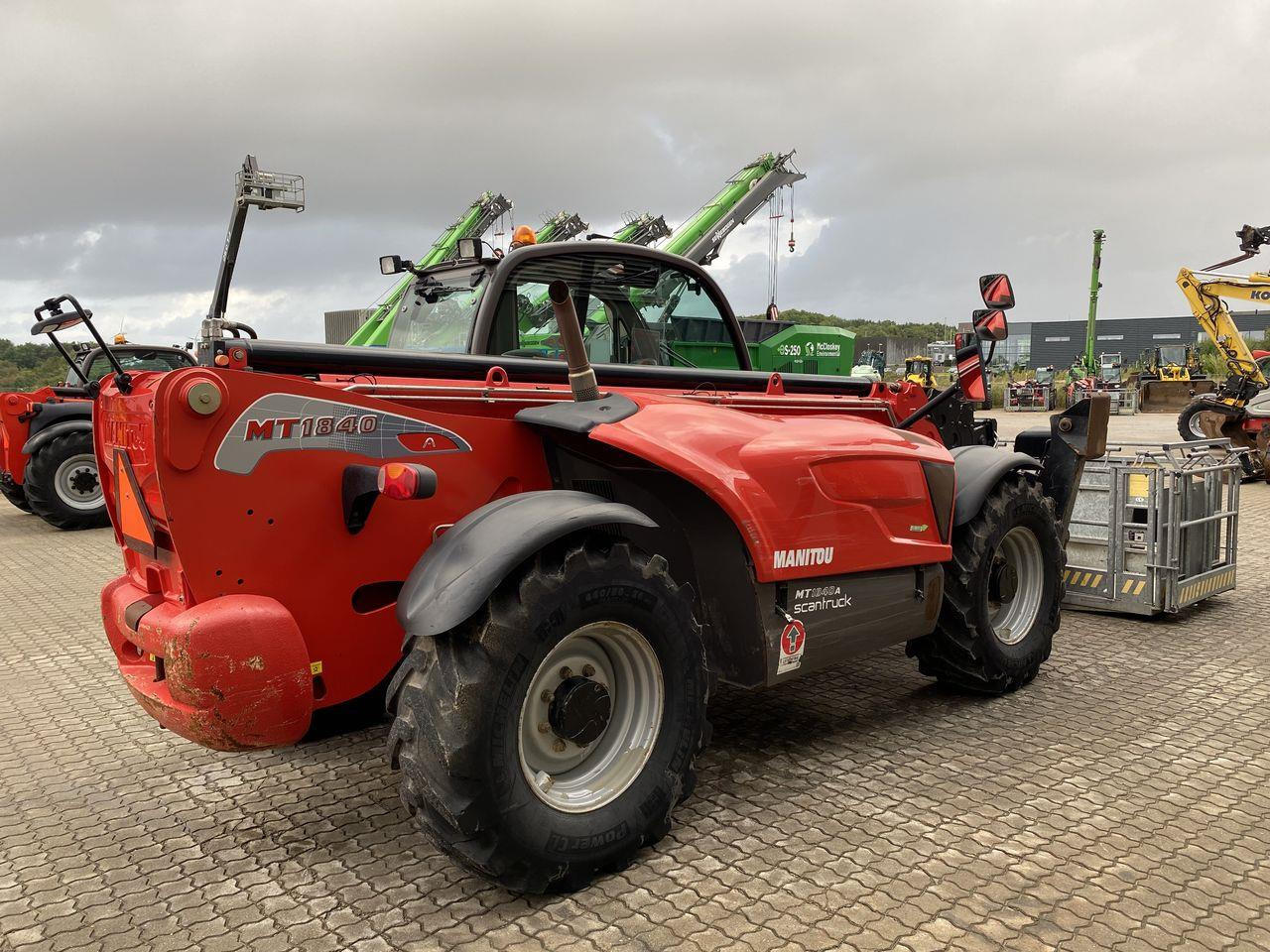Manitou MT1840A ST3B - Telehandler: gambar 4 Manitou MT1840A ST3B - Telehandler: gambar 4