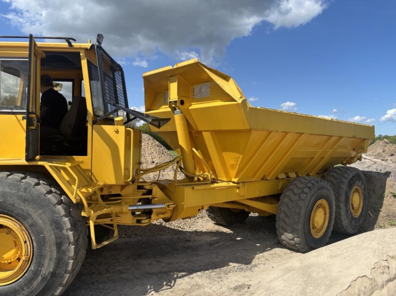 Volvo A20 - Tempat sampah artikulasi: gambar 3 Volvo A20 - Tempat sampah artikulasi: gambar 3