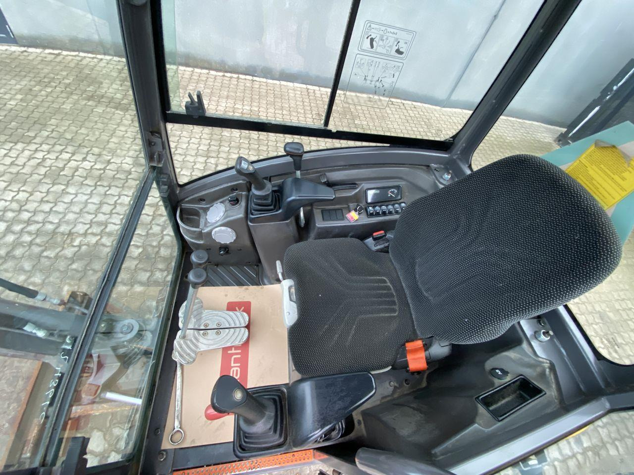 Volvo EC18D - Ekskavator mini: gambar 3 Volvo EC18D - Ekskavator mini: gambar 3