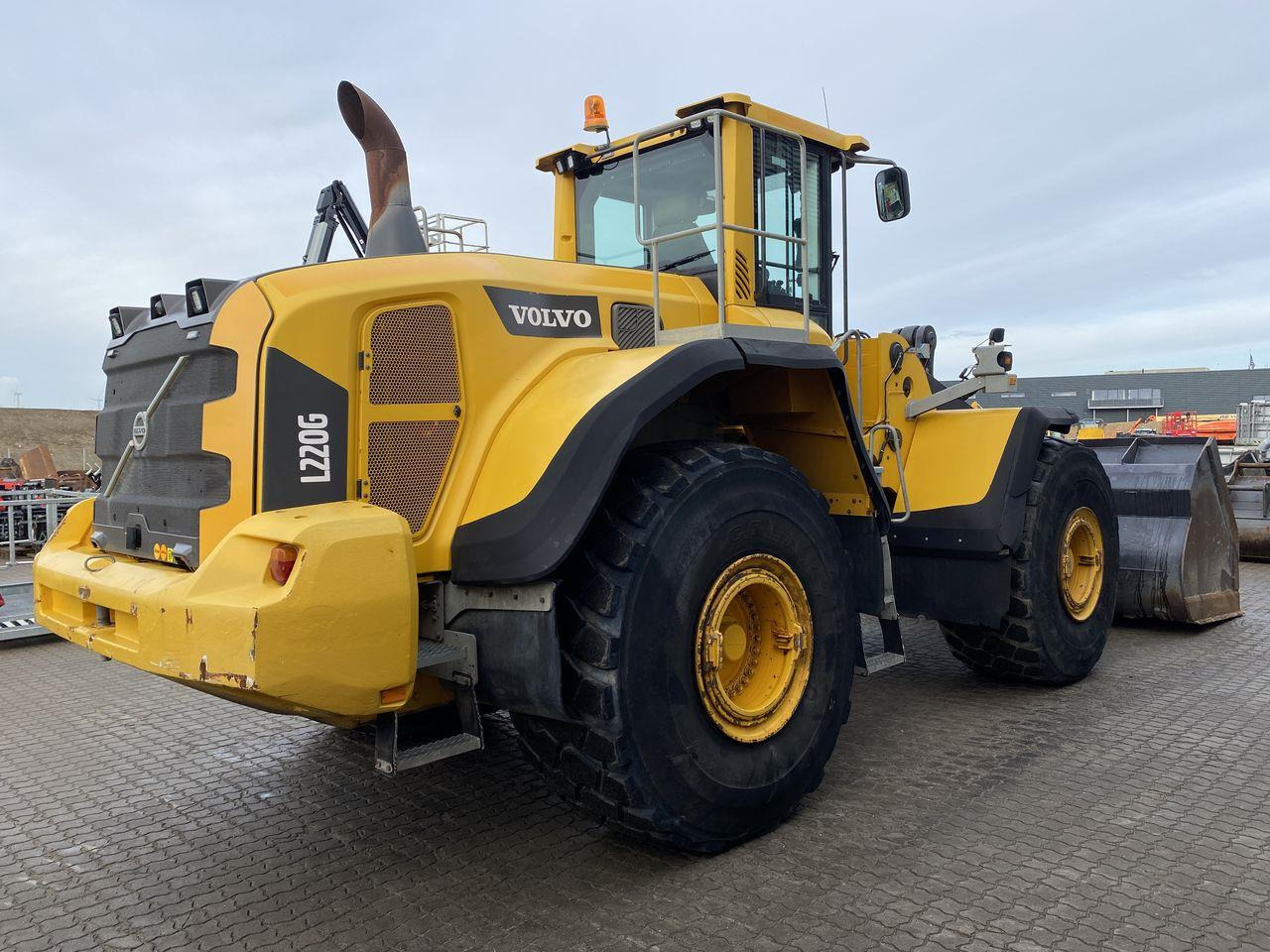 Volvo L220G - Wheel loader: gambar 4 Volvo L220G - Wheel loader: gambar 4