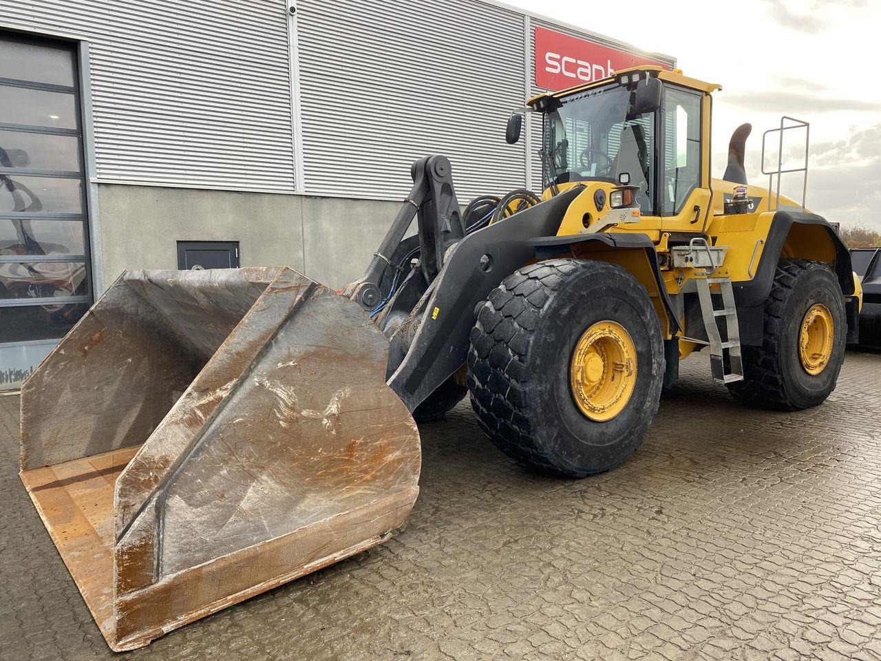 Volvo L220G - Wheel loader: gambar 1 Volvo L220G - Wheel loader: gambar 1