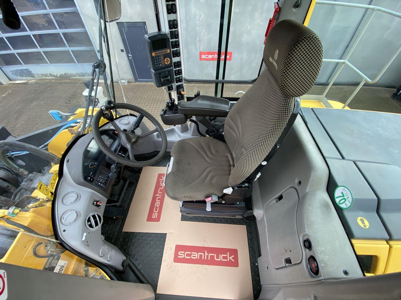 Volvo L220G - Wheel loader: gambar 3 Volvo L220G - Wheel loader: gambar 3