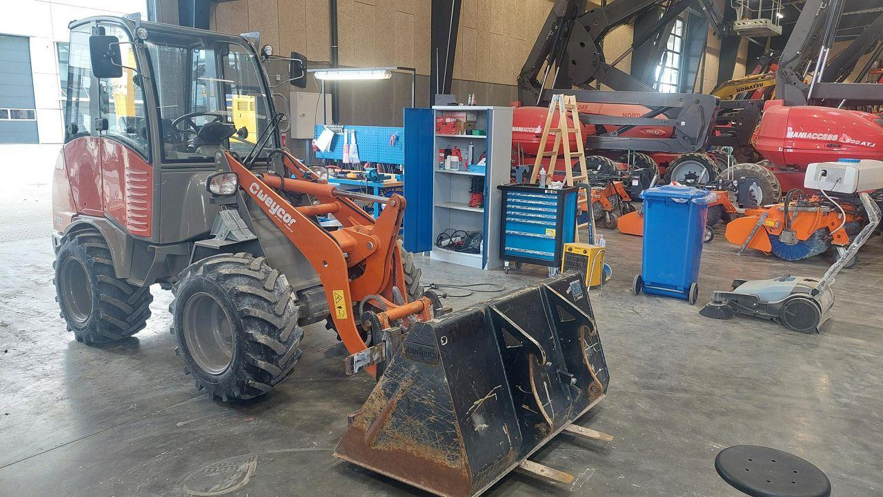 Weycor AR320 Cab - Pemuat ringkas: gambar 5 Weycor AR320 Cab - Pemuat ringkas: gambar 5