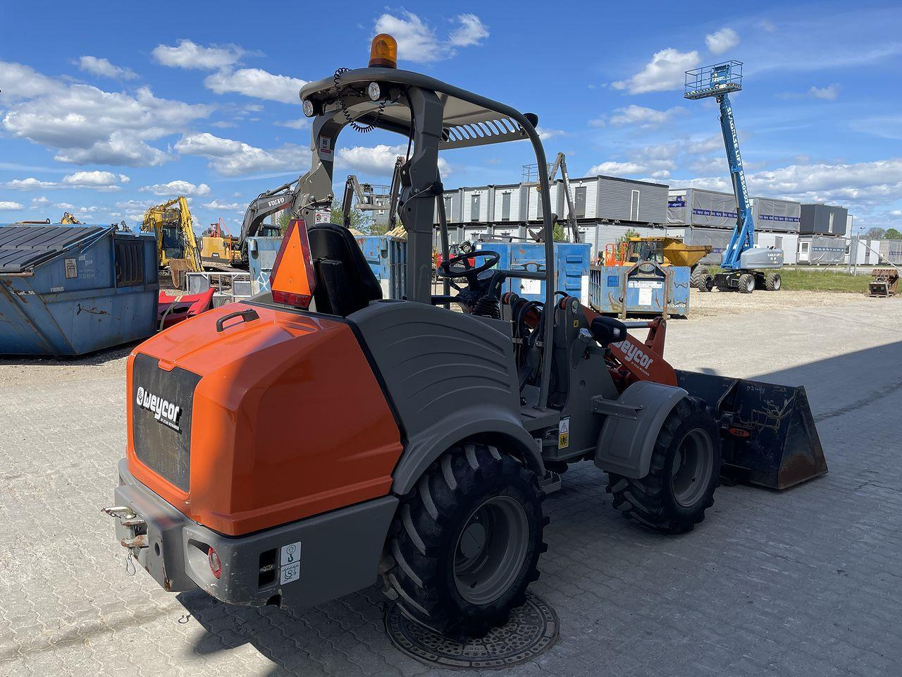 Weycor AR380 Agrar - Pemuat ringkas: gambar 4 Weycor AR380 Agrar - Pemuat ringkas: gambar 4