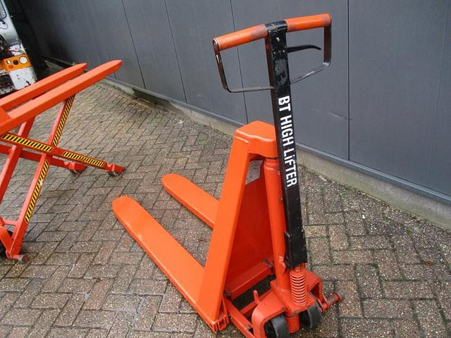 BT HL 1000 - Penumpuk: gambar 4 BT HL 1000 - Penumpuk: gambar 4