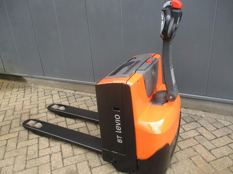 BT LWE 160 - Truk pallet: gambar 3 BT LWE 160 - Truk pallet: gambar 3