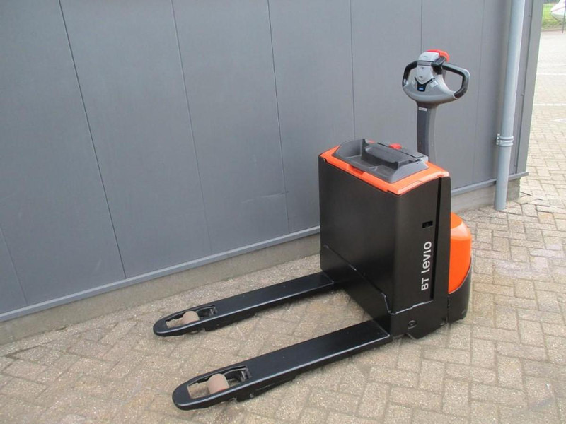 BT LWE 160 - Truk pallet: gambar 2 BT LWE 160 - Truk pallet: gambar 2