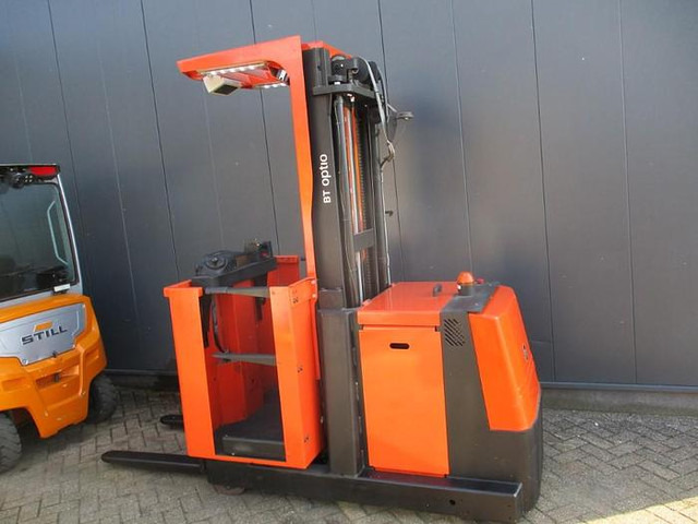 BT OME 100M - Pengambil pesanan: gambar 1 BT OME 100M - Pengambil pesanan: gambar 1