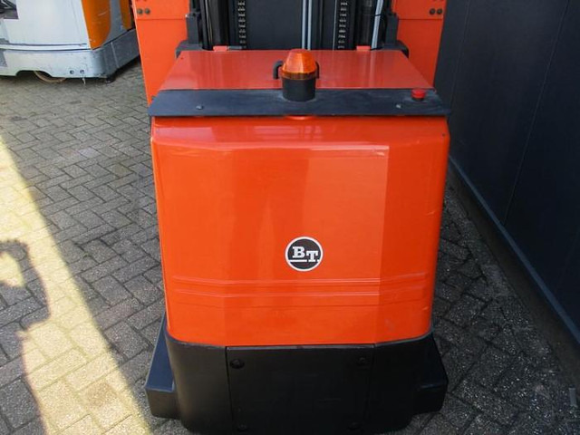 BT OME 100M - Pengambil pesanan: gambar 4 BT OME 100M - Pengambil pesanan: gambar 4