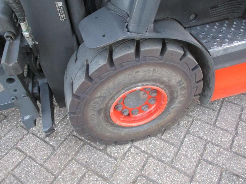 Linde E20-01/600 - Forklift listrik: gambar 4 Linde E20-01/600 - Forklift listrik: gambar 4